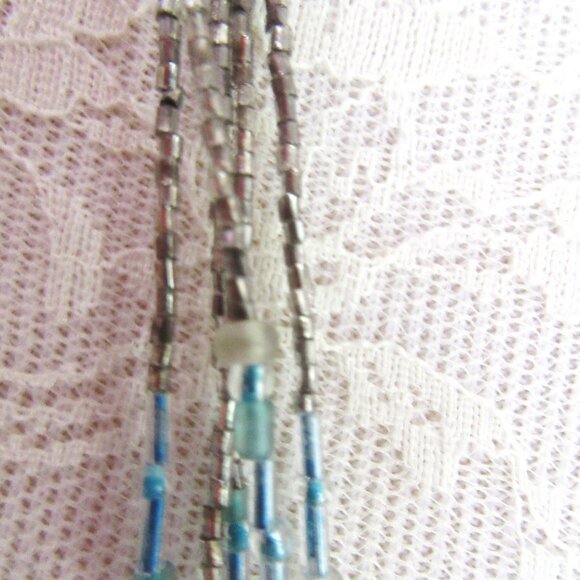 Vintage Chico's long blue beaded necklace - Picture 2 of 7
